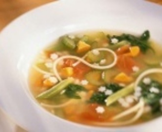 Ľahká zeleninová polievka