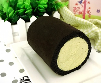 Charcoal Matcha Chantilly Roll Cake 竹炭抹茶蛋糕卷 （中英加图对照食谱）