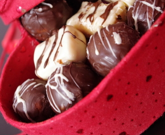 Pralinki migdałowe z białą czekoladą