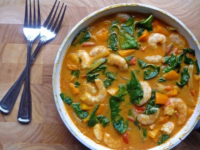* Coconut Prawn Curry {Hairy Dieters}