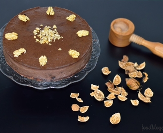 De luxe pečený čokoládový cheesecake s mladými orechmi
