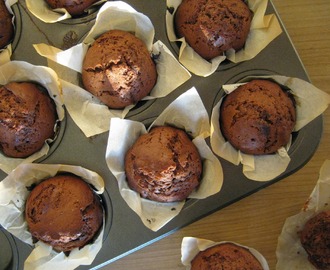 Čokoládové muffiny s pekanovými orechmi