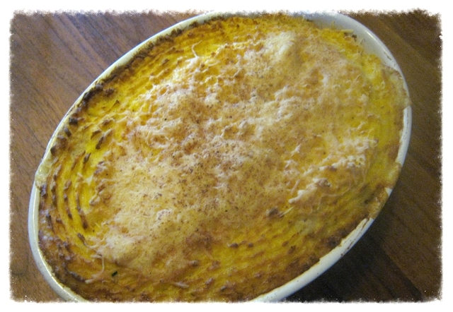 Ovenschotel met vegetarisch gehakt butternutpuree en bloemkool*