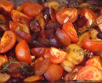 Bietjes, tomaten en pruimen uit de oven