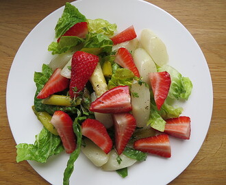 Marinierter Spargel - Erdbeer - Salat