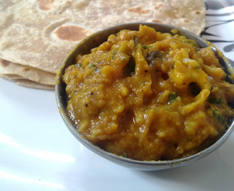 Gobi Dal Curry (Cauliflower Toor Dal Curry)