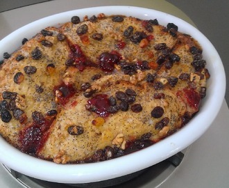 VEGETARIAN BREAD AND BUTTER PUDDING