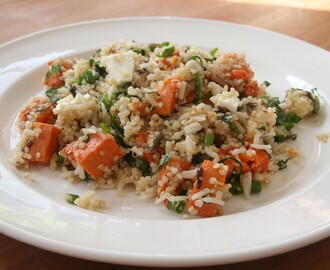 Salade van quinoa, wilde rijst en zoete aardappel