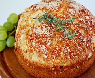 Birnen-Thymian-Parmesan Brot