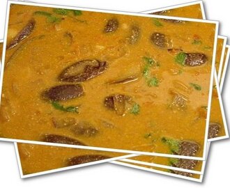 Brinjal Cashew Curry