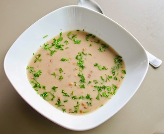 Šošovicová polievka s ryžovou smotanou