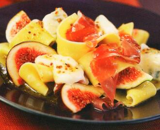 Salada de figo, gorgonzola e presunto parma