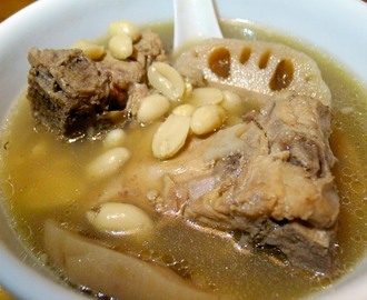 recipe: Lotus Root with Peanuts, Figs and Pork Ribs Soup