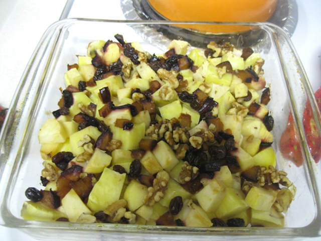 Baked Sweet Potatoes with Apples and Walnuts