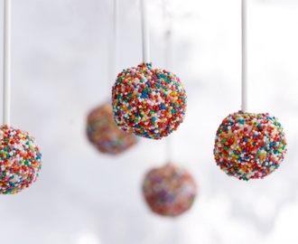 Disco-ball cake pops