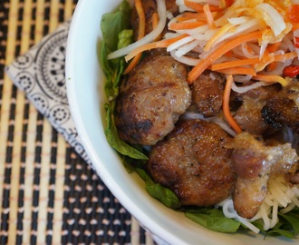 Vietnamese vermicelli with Barbecued Pork (Bun cha thit nuong)
