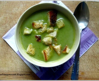 Zielona zupa ze szpinaku na rozpoczęcie Akcji Tęcza Smaków 2