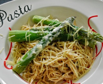 volkoren pasta met mascarpone - gruyère saus en groene asperges