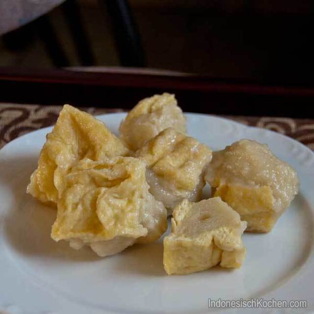 Gefülltes Tofu mit Fleisch (Bakso Tofu)