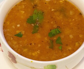 Rozgrzewająca zupa z soczewicy z czosnkiem