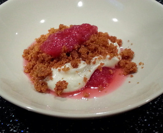 Recipe - Deconstructed Rhubarb & Ginger Cheesecake