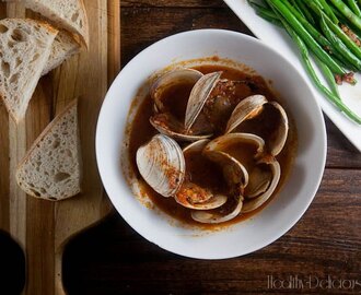 Spicy Spanish Clams