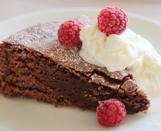 Mud cake (Suklaakakku)