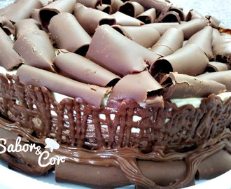 Torta Mousse Chocolate Branco e Meio Amargo