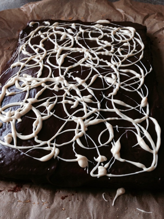 Mary Berry Cooks... Rich Chocolate Traybake with swirly icing