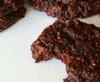Gezonde chocoladekoekjes met cranberry en amandelmeel & het verschil tussen baking soda en bakpoeder