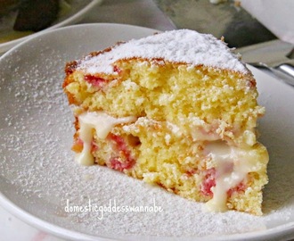 white chocolate and raspberry cake