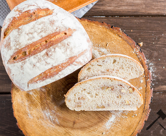 Joghurt-Nuss Brot – Mein Brotjahr 2016