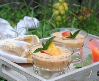 Joghurtos őszibarack leves