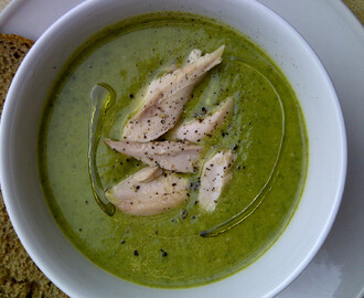 Pysznie, zdrowo i zielono! Kremowa zupa z brokuła i szpinaku