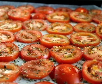 Do it your self -Aurinkokuivatut tomaatit
