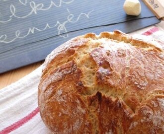 Szenzációs házi kenyér – dagasztás nélkül