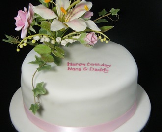 A Sugar Flower Birthday Cake