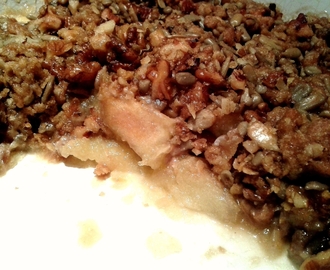 Nutty apple crumble