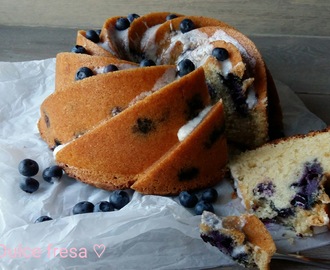 Blauwe bosbessen tulband cake