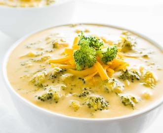5-Ingredient Broccoli Cheese Soup (Low Carb, Gluten-free)