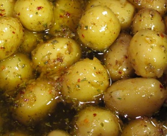 Conserva de batata com molho verde