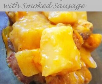 Crock Pot Cheesy Potatoes with Smoked Sausage