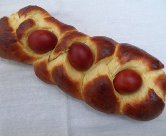 Tsoureki (pain brioché de Pâques)