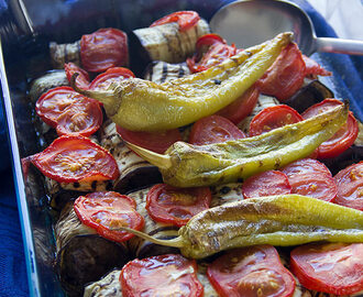 Turkse ovenschotel met aubergine en köfte