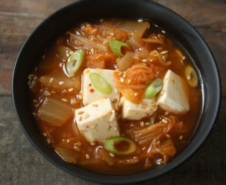 Kimchi stoofpot – kimchi jjigae