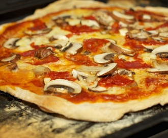Pizza Funghi (Pizza met champignons)