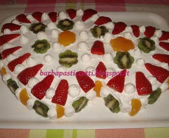 Torta Panna-fruttosa con ripieno di crema agli agrumi e macedonia! Buon Compleanno al mio amore Blade ^.^