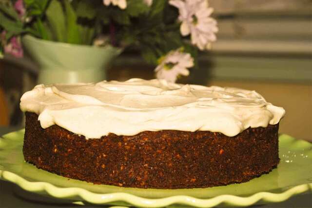 Spiced carrot cake with vanilla mascarpone cream