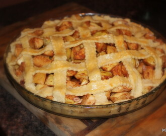 Amerikkalainen omenapiirakka (apple pie)
