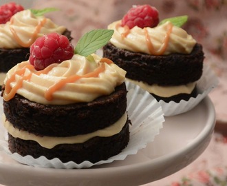 Chocolate Mini Cakes - Suklaa minikakut